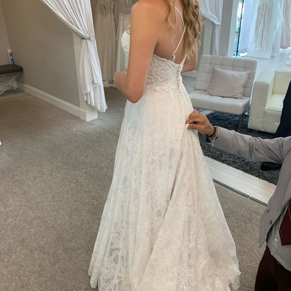 Lillian West Wedding Dress - Picture 8 of 13